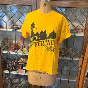 Gildan Yellow Graphic 'Be The Difference' Short Sleeve Tee